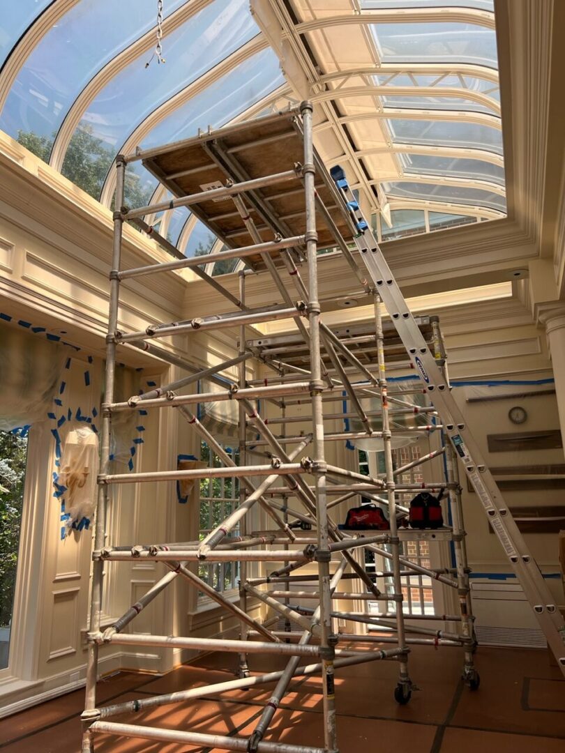 A scaffolding tower with some stairs in the middle